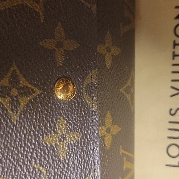 Louis Vuitton Monogran Canvas Porte Tresor International Wallet - Picture 10 of 16